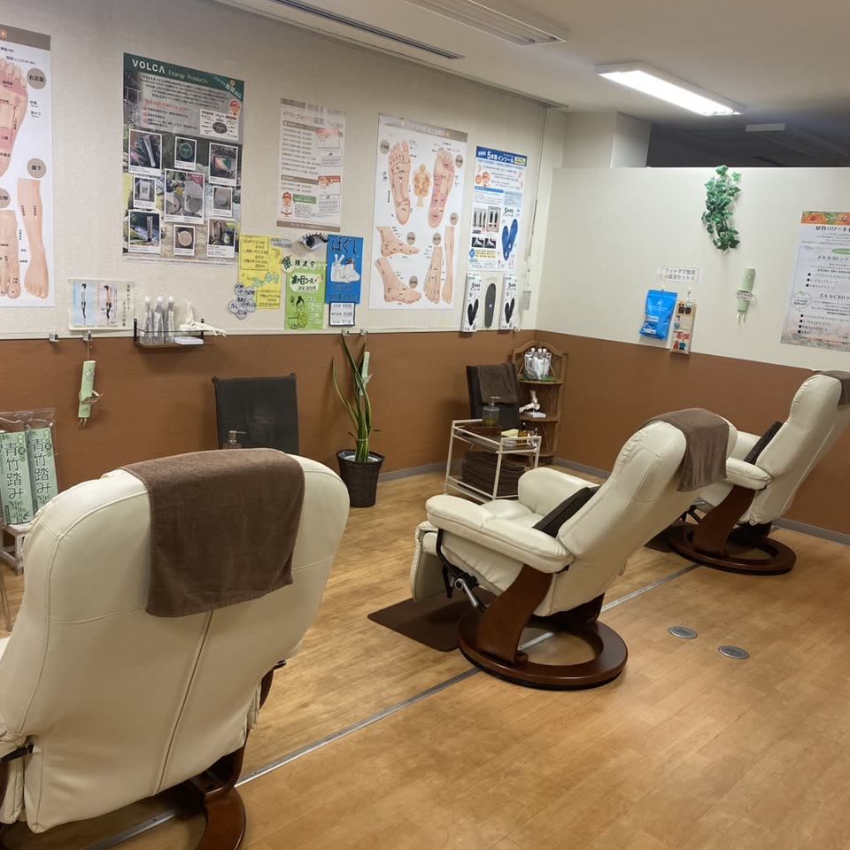 フットママプラス紙屋町店